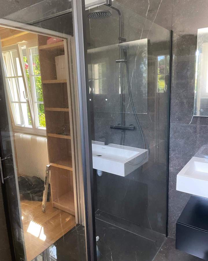 Installation plomberie salle d'eau Île-de-France