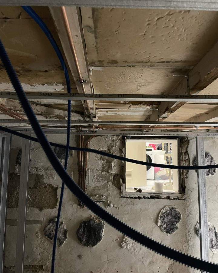 Installation tubes plomberie Île-de-France